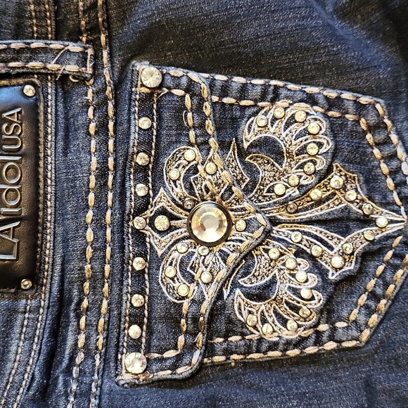 LA IDOL DENIM CAPRI - Picture 2 of 7